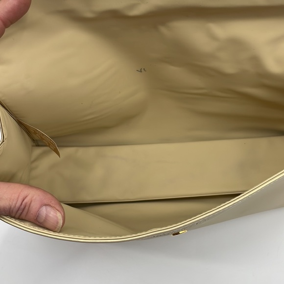 🆕Christian Dior Case - Picture 5 of 9